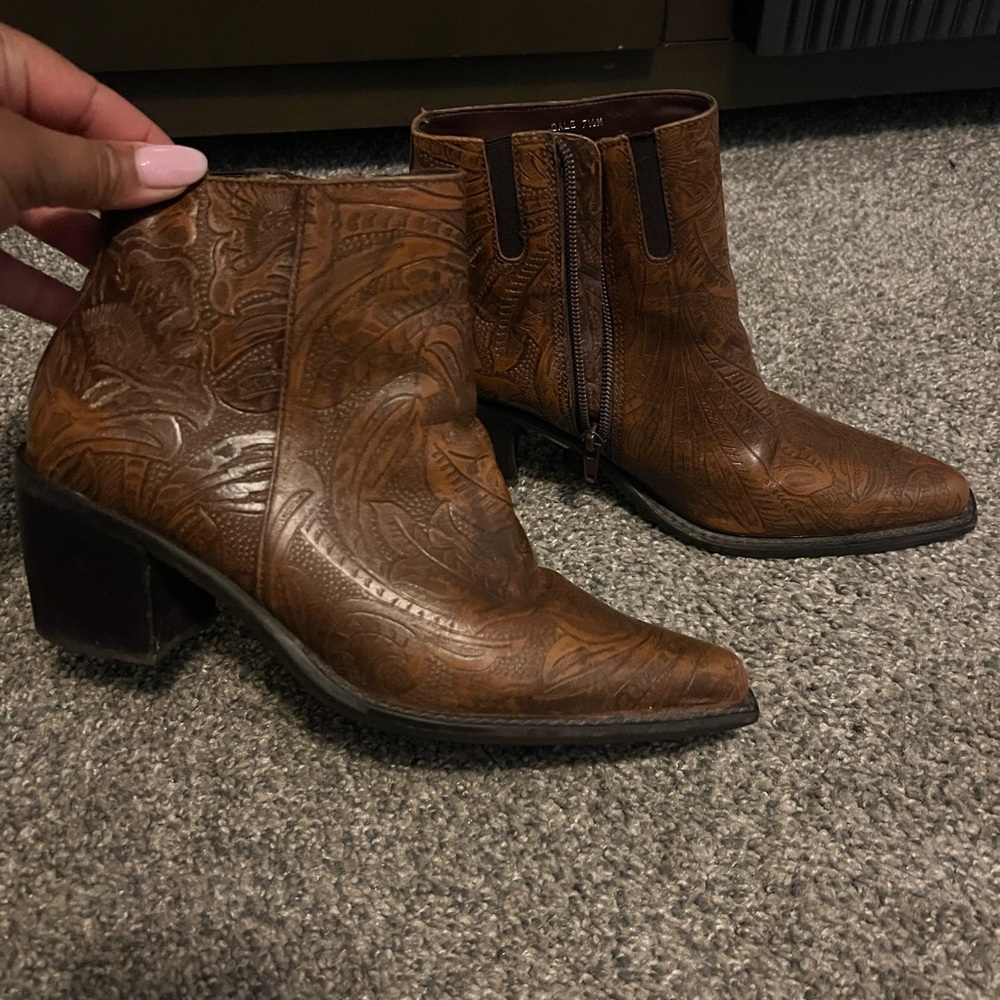 Ipanema - Hand Tooled Leather Ankle Boot